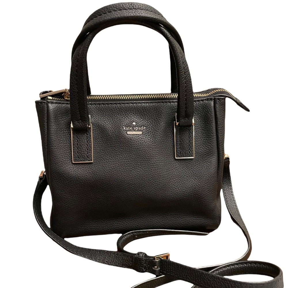 Kate Spade cross over bag.